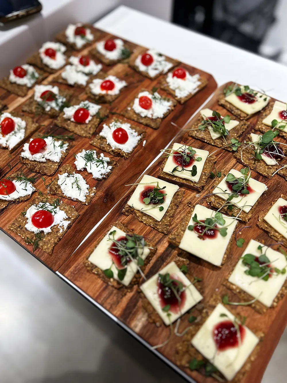 Bulk 2.5lb Sea Salt Flakes Knekkebrød • Awarding Winning Crispbread • Wholesome Goodness