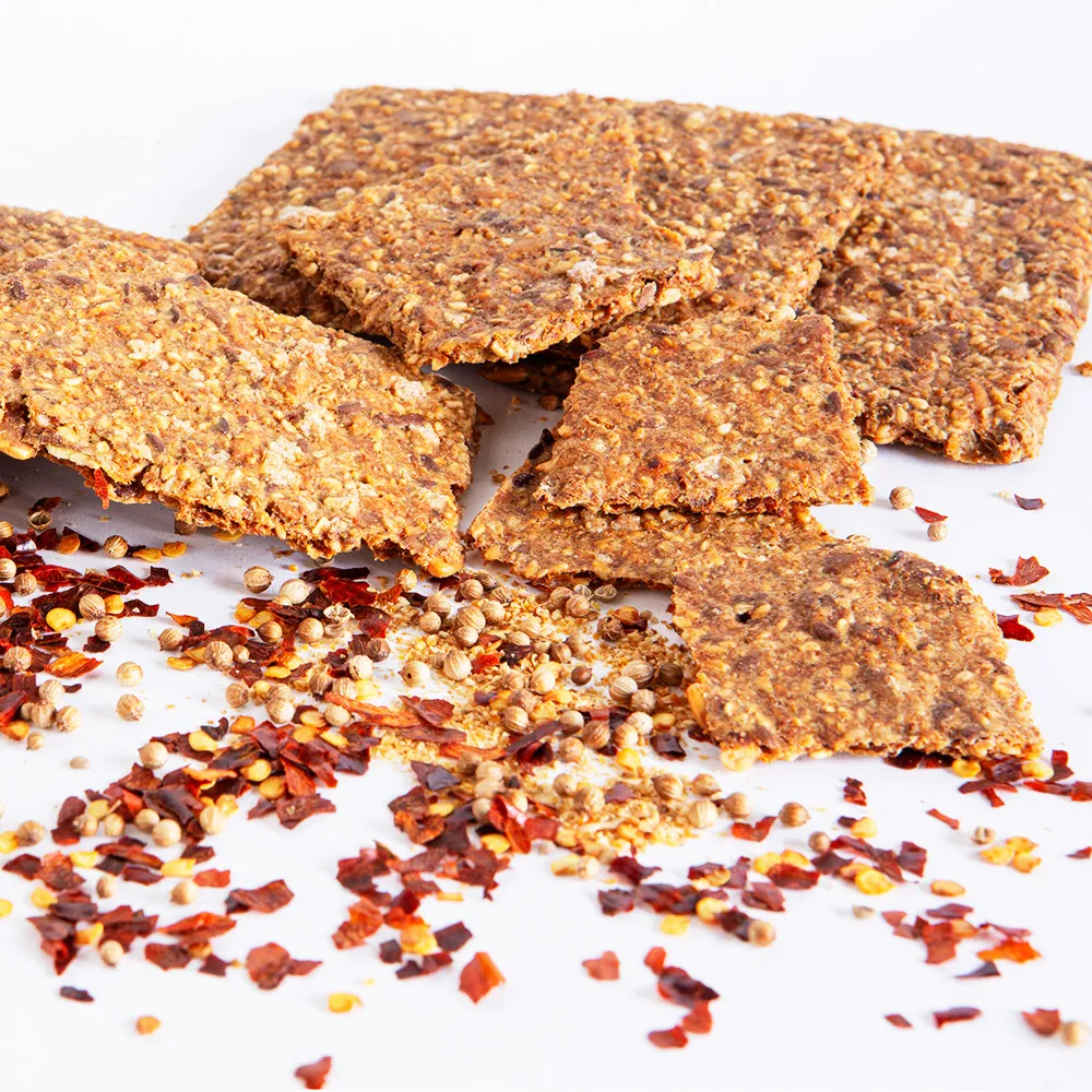 Chili & Coriander Knekkebrød • crispbread • seeded fiber-rich nutritious • vegan cracker