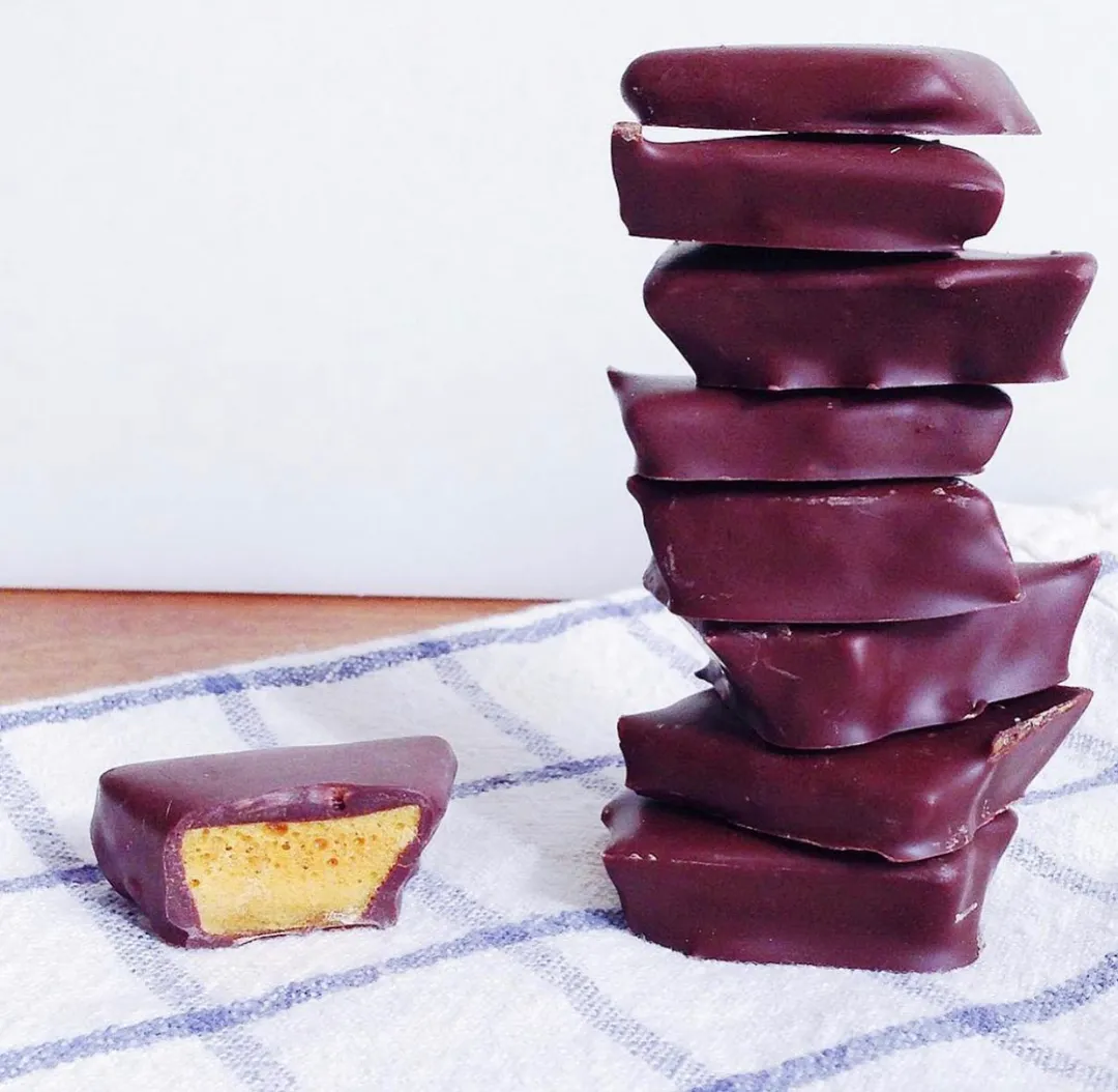 Nunu Chocolates Hokey Pokey (Sponge Candy) in Dark chocolate