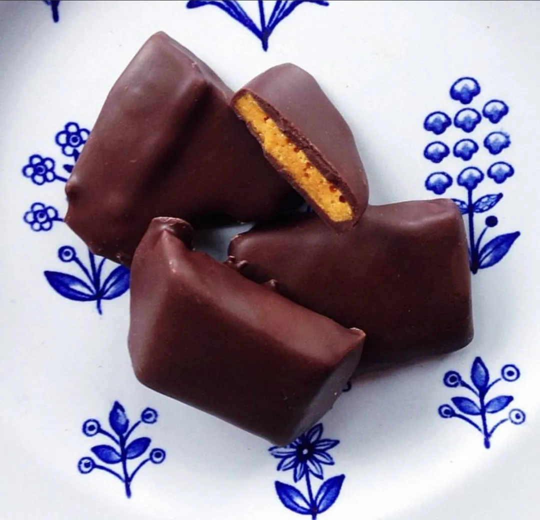 Nunu Chocolates Hokey Pokey (Sponge Candy) in Dark chocolate