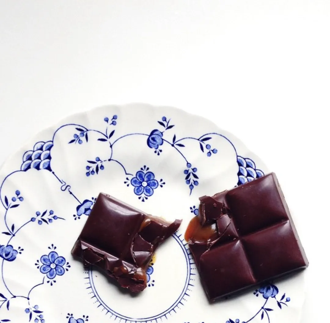 Nunu Chocolates Soft Caramel Dark Chocolate Bar  gluten free