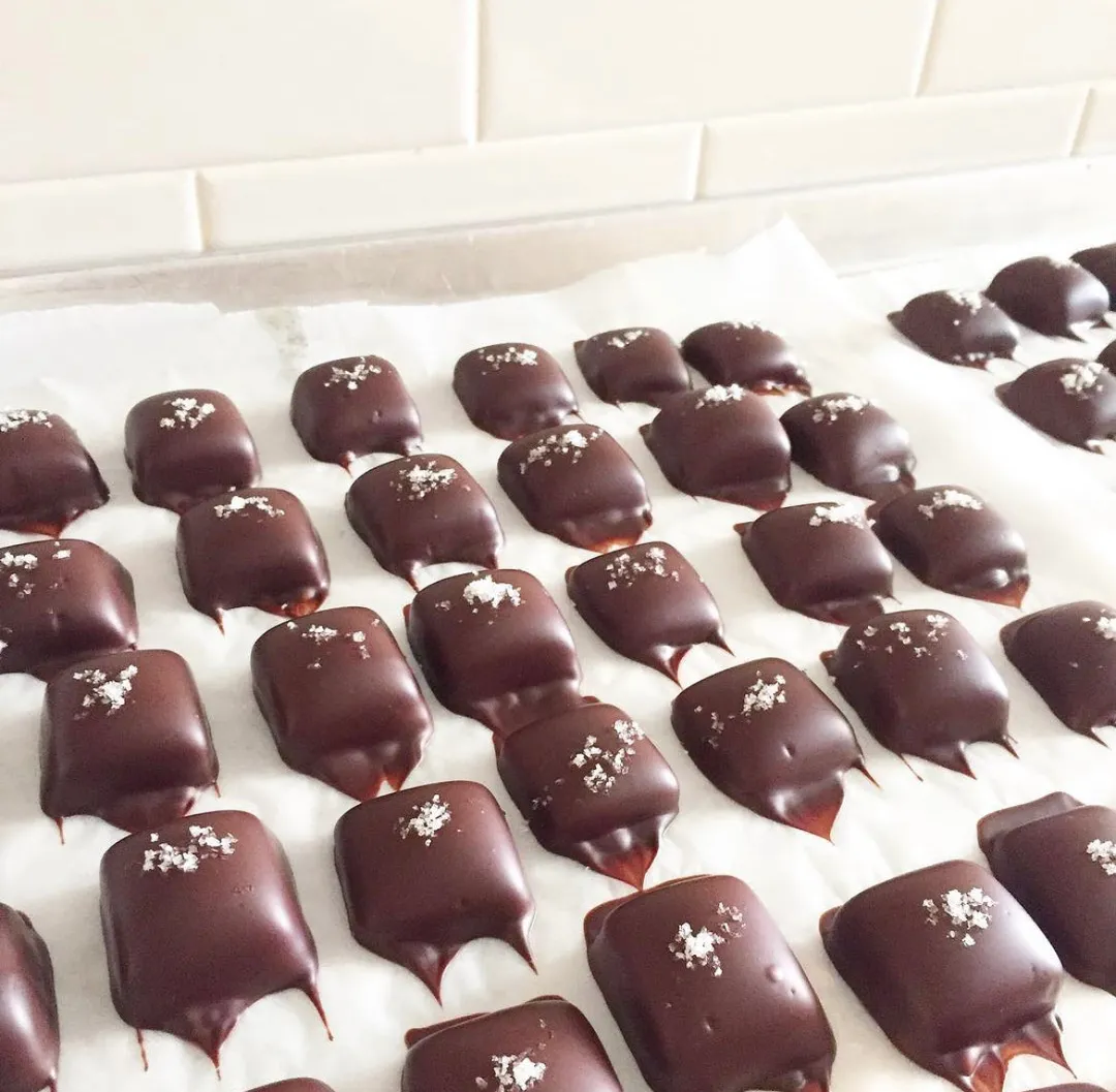 4pc Salt caramel