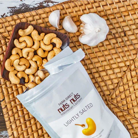 Lightly Salted Indonesian Roasted Cashews 4 Oz