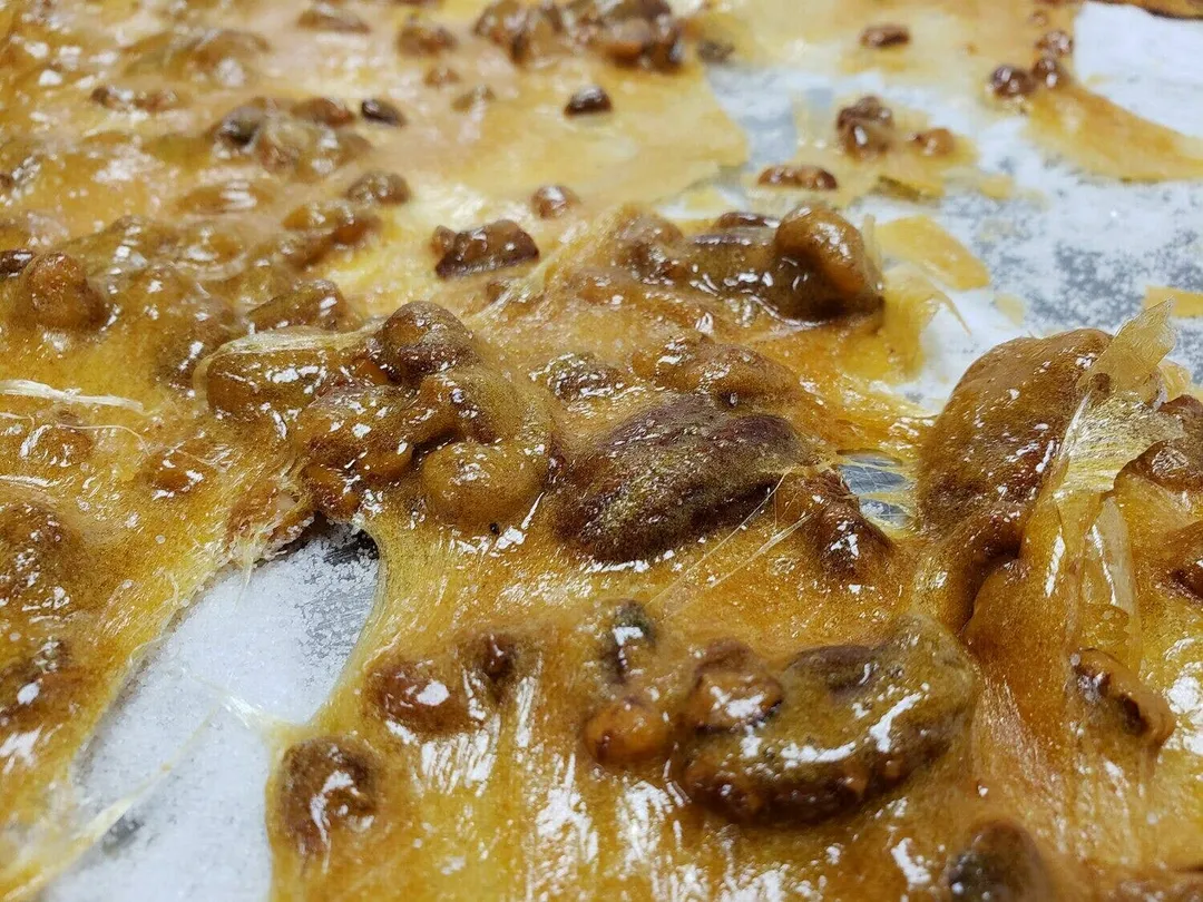 Pecan Brittle, 4.0 oz.