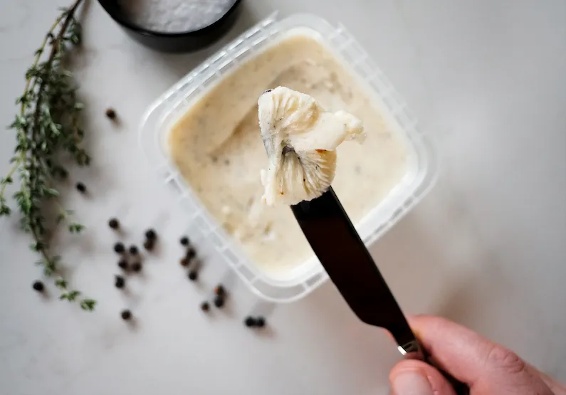 ROASTED GARLIC BUTTER | BUTTER