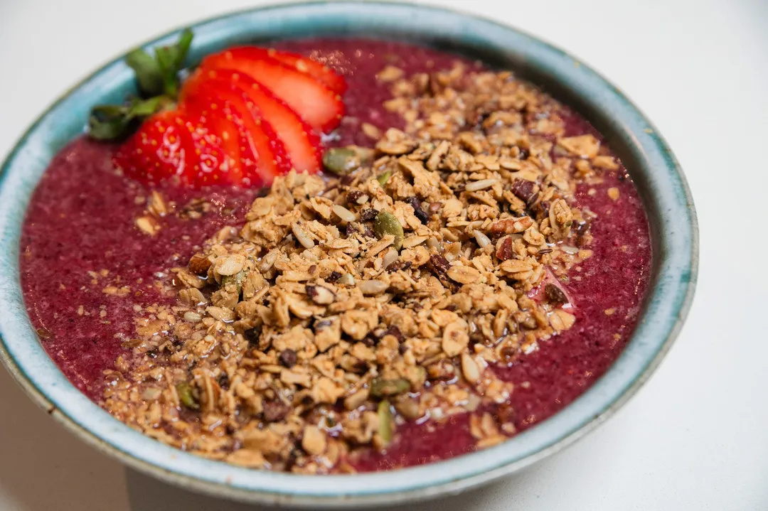 Pete's Extraordinary Granola Lemon & Cacao with Pecans