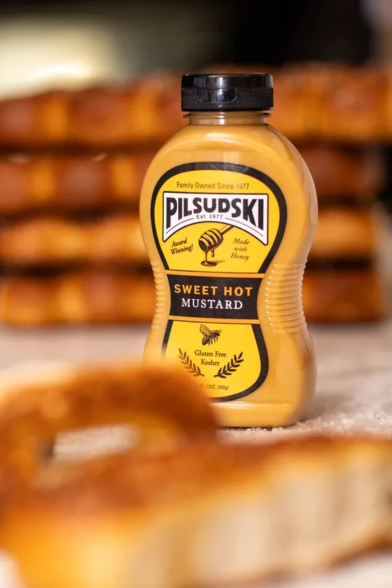 Sweet Hot Mustard with Honey 12/12 oz Squeeze