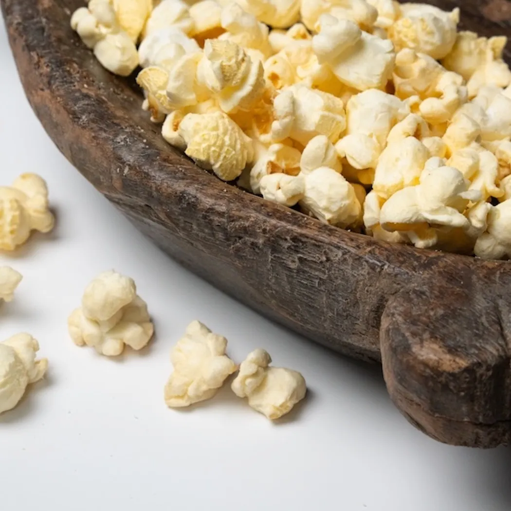 Mesquite Smoked Cheddar Artisan Popcorn