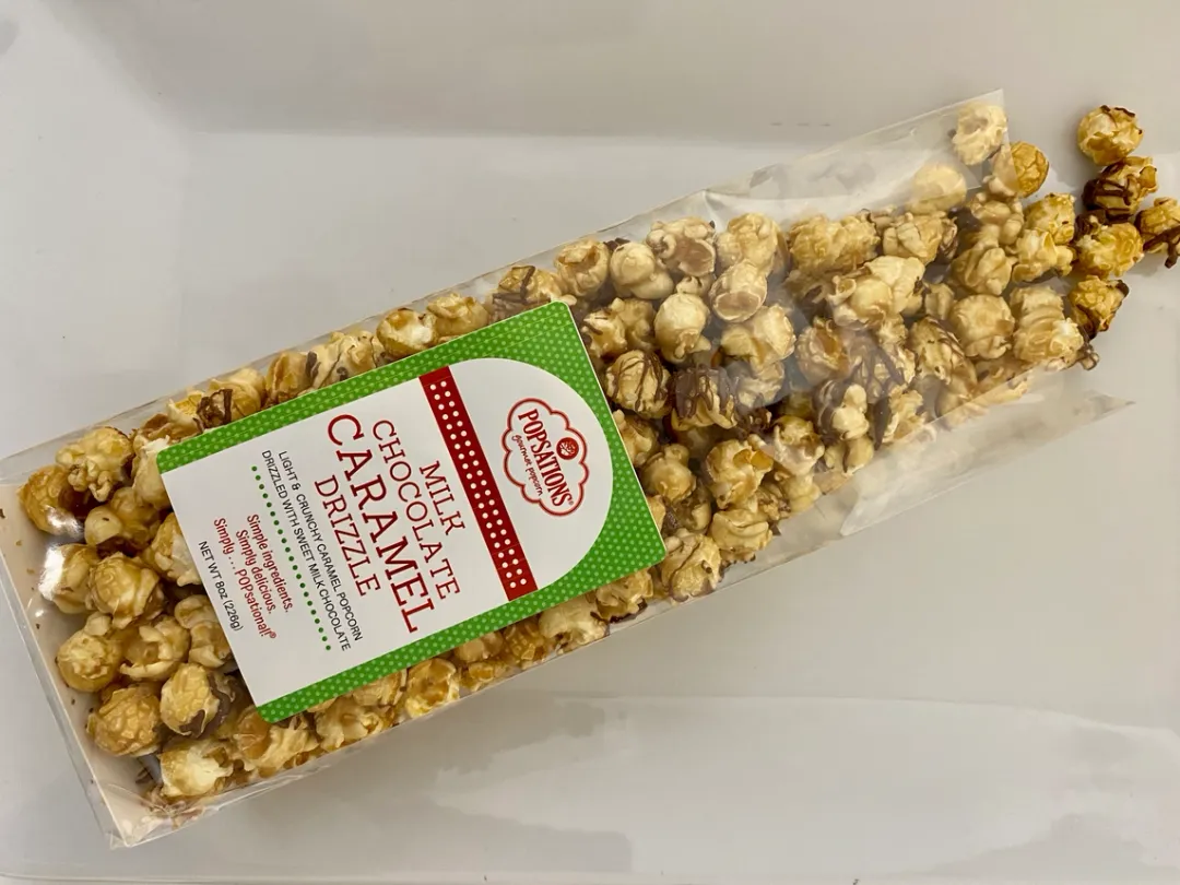 Popsations Gourmet Popcorn 8oz Ribbon Bag - Milk Chocolate Caramel Drizzle