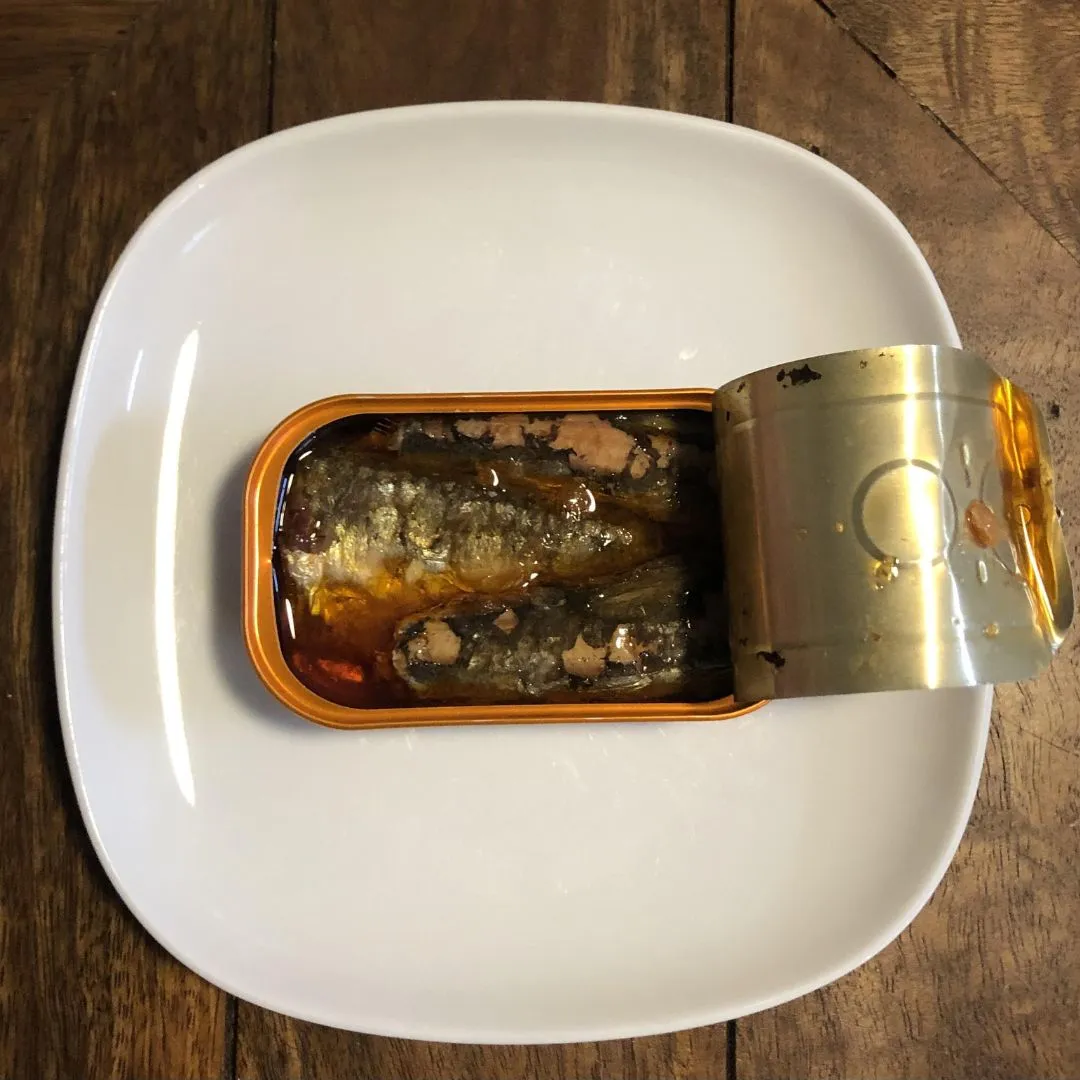Bom Petisco Sardines in Hot Vegetable Oil-120gr