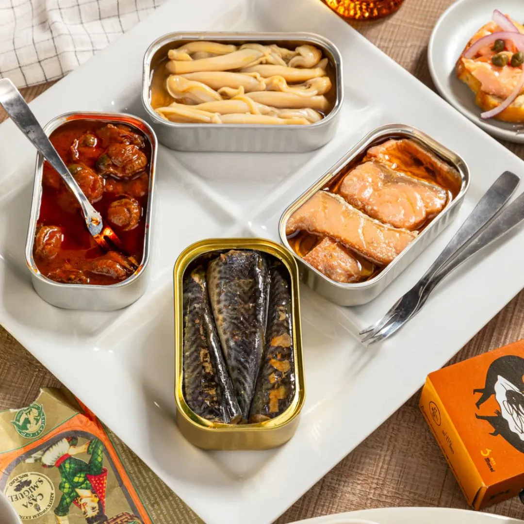 Conservas Santos Whole Mackerel in Olive Oil