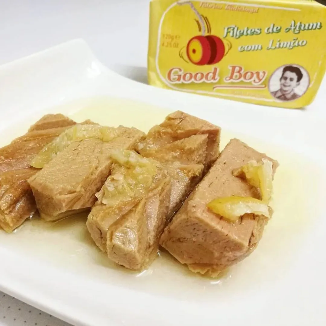 Good Boy Tuna Fillets with Lemon