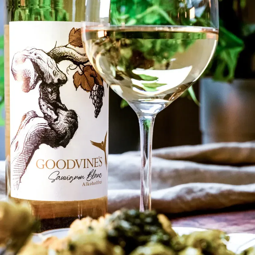 GoodVines Non-Alcoholic Sauvignon Blanc - 750ml/25.4oz (case of 12)