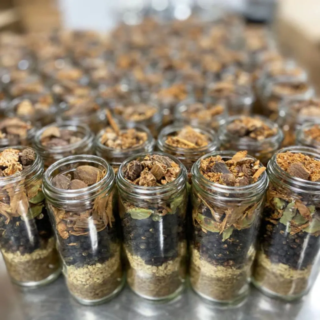 Garam Masala Diy - Exotic Whole Spices - Treasured Family Recipe (8 oz (1/2 lb) Resealable Bag)