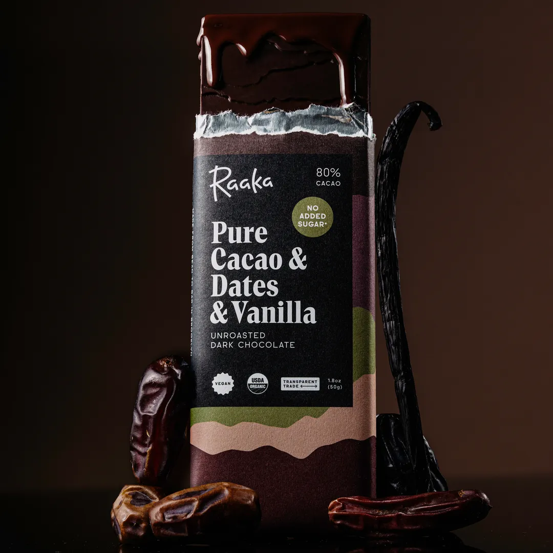 Pure Cacao & Dates & Vanilla Dark Chocolate - No Added Sugar