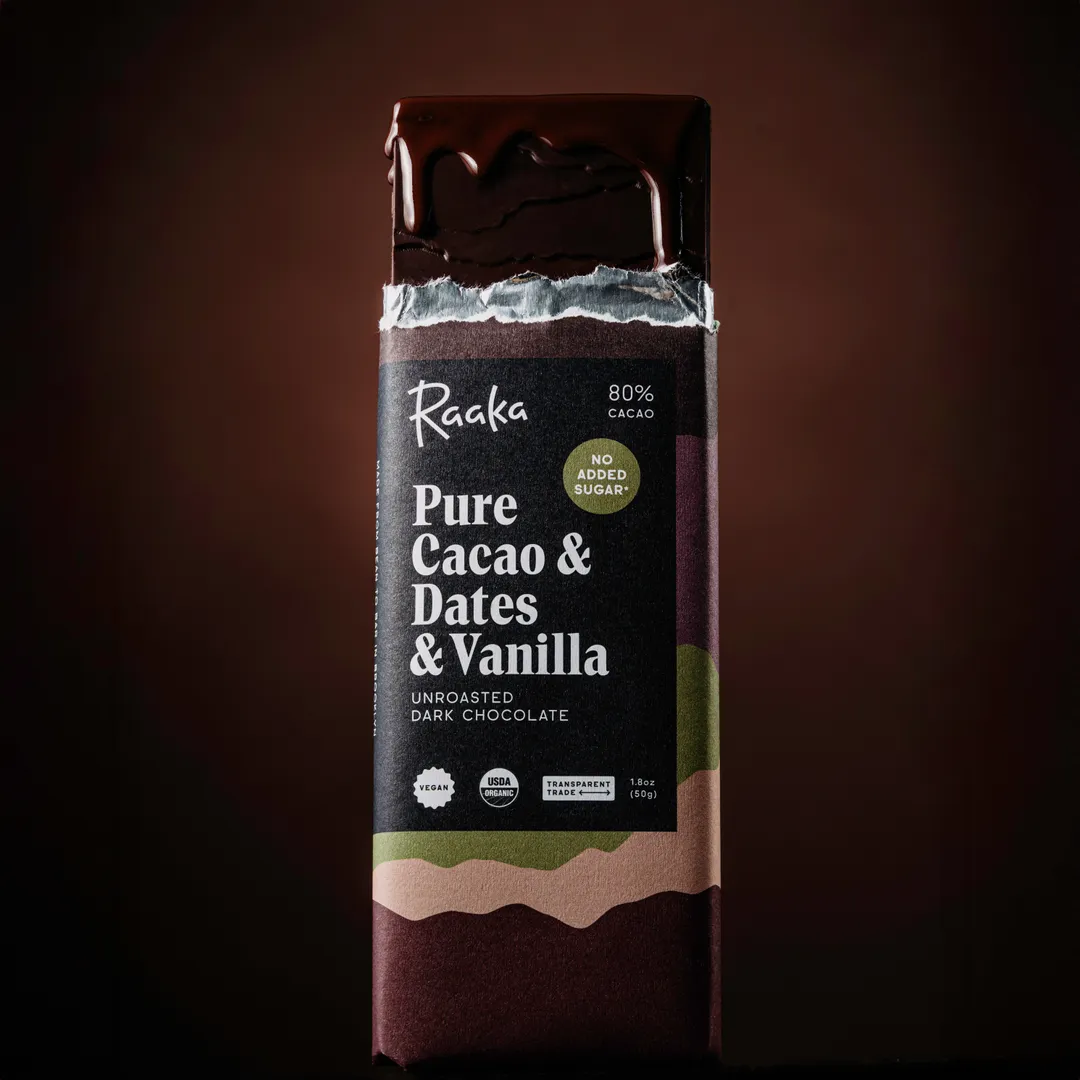 Pure Cacao & Dates & Vanilla Dark Chocolate - No Added Sugar