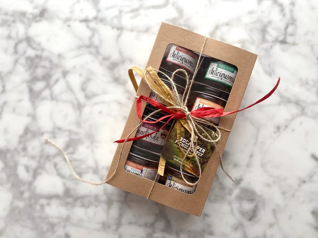 8 Pack Picnic Sized Gift Set