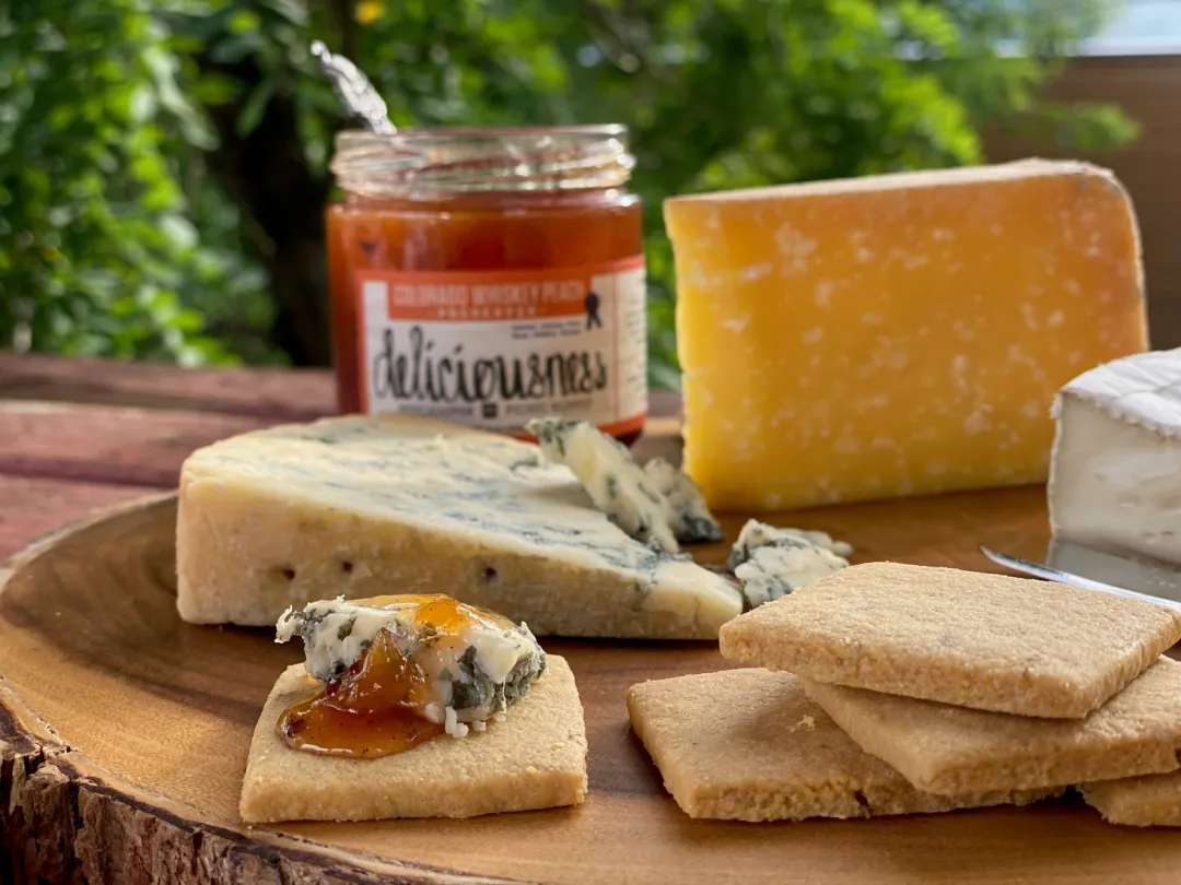 Colorado Whiskey Peach Deliciousness Preserves - Cheeseboard Size (9oz)
