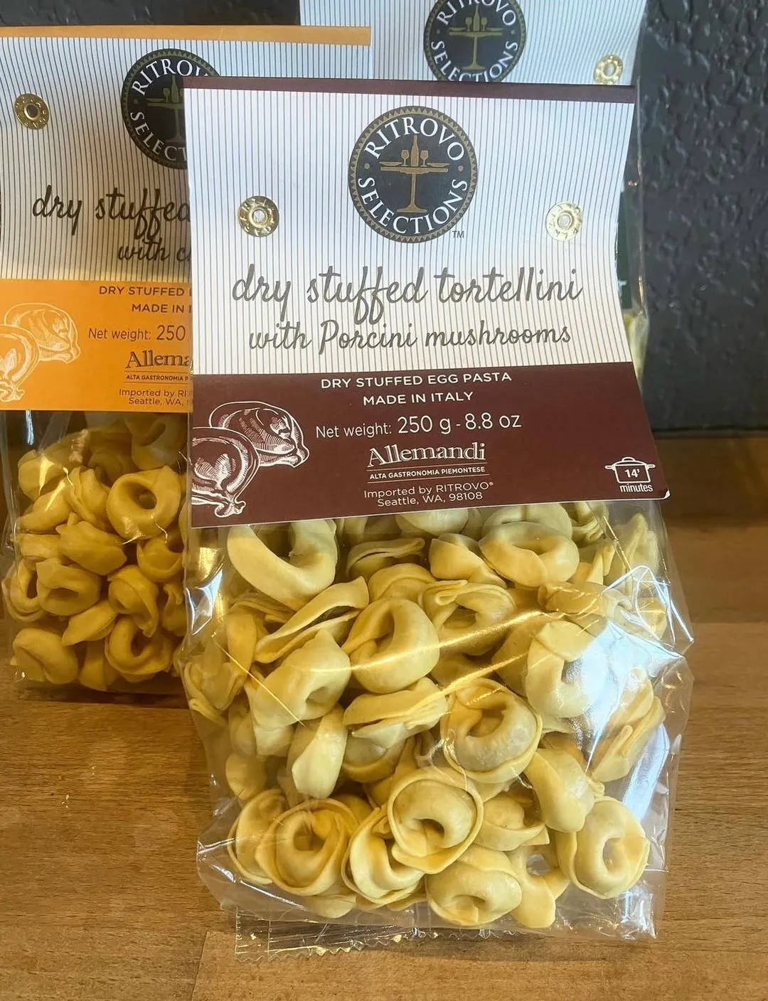 Allemandi Pasta Tortellini with Mushrooms