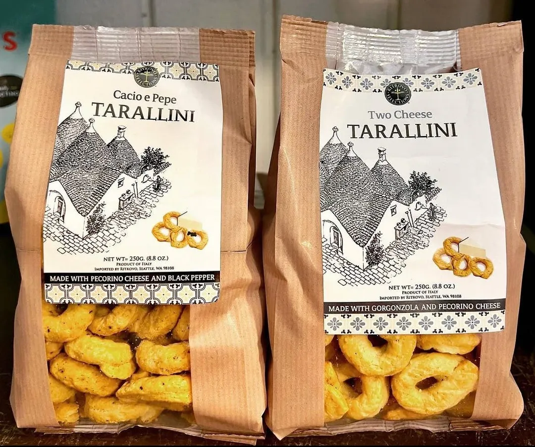 Farinella Cacio e Pepe Taralli with Pecorino & Black Pepper