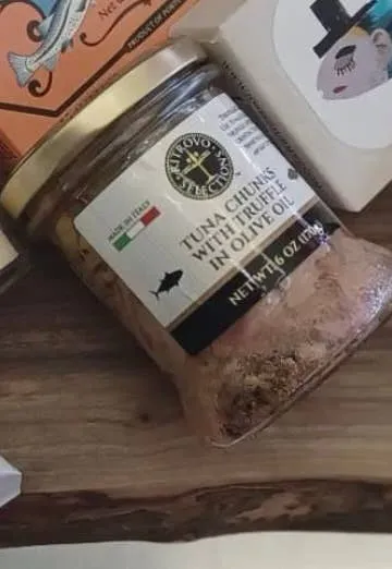 Ritrovo Selections Tuna Chunks with Truffle