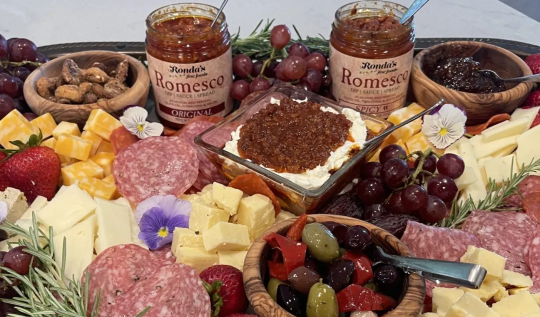 Spicy Romesco Dip/Spread/Topping/Sauce 9.0oz Glass Jar