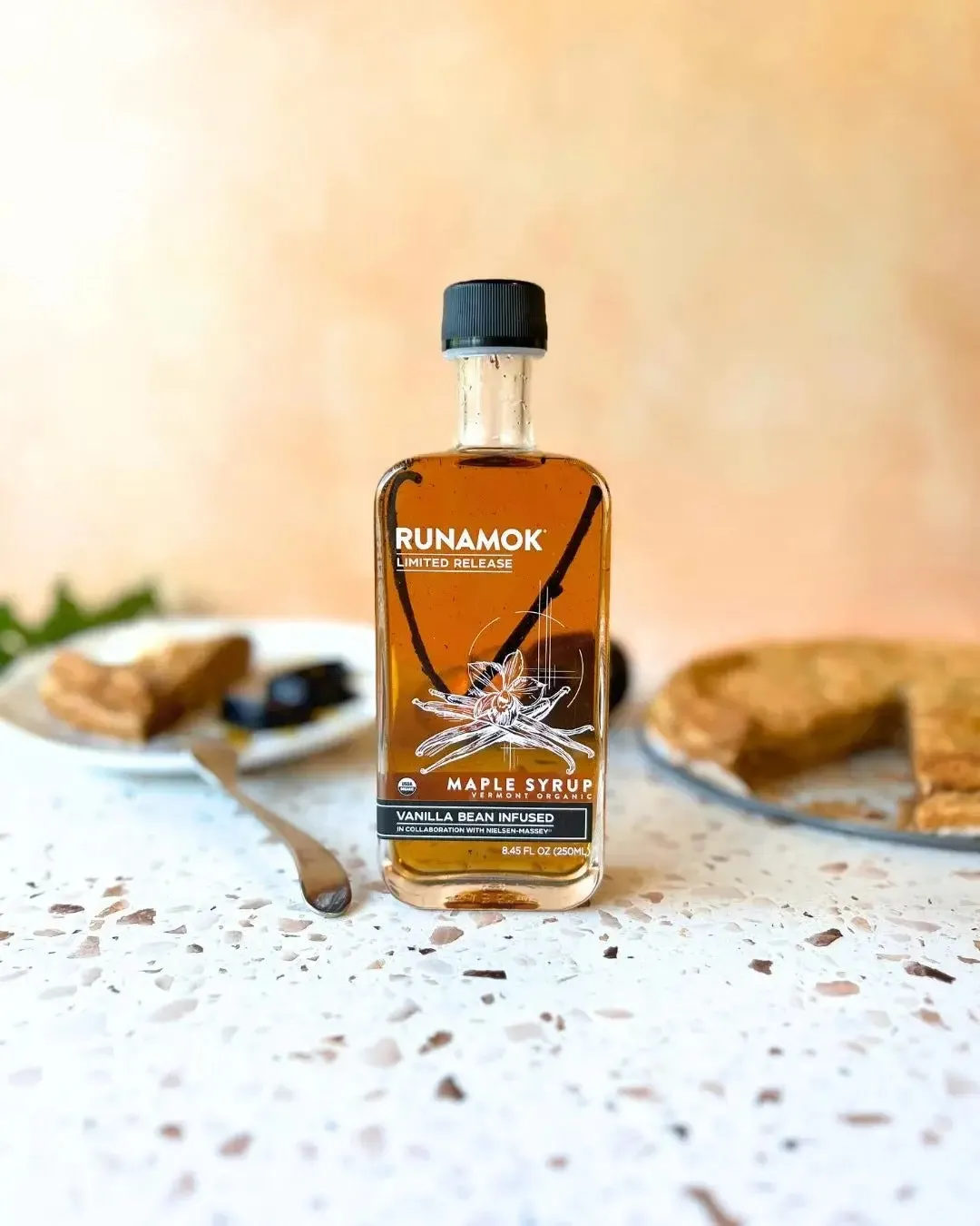 Vanilla Bean Infused Maple Syrup (250ml)