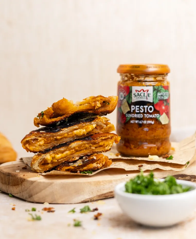 Sacla Italy Sundried Tomato Pesto 6x6.7oz Red Pasta Sauce