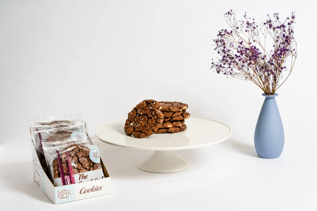 Chocolate Cookie with Cherries & Sea Salt 4 oz – 2 Pack
