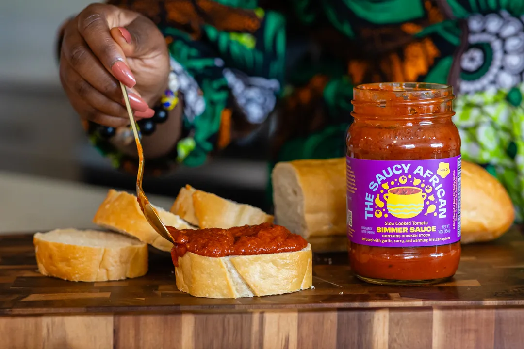 Slow-Cooked Tomato Simmer Sauce – Chicken (Mild)