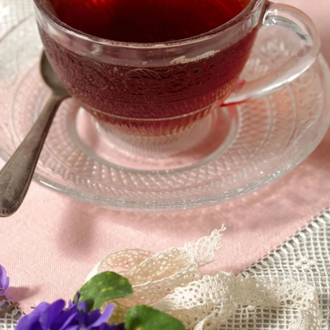 Violet Black Tea - Tin