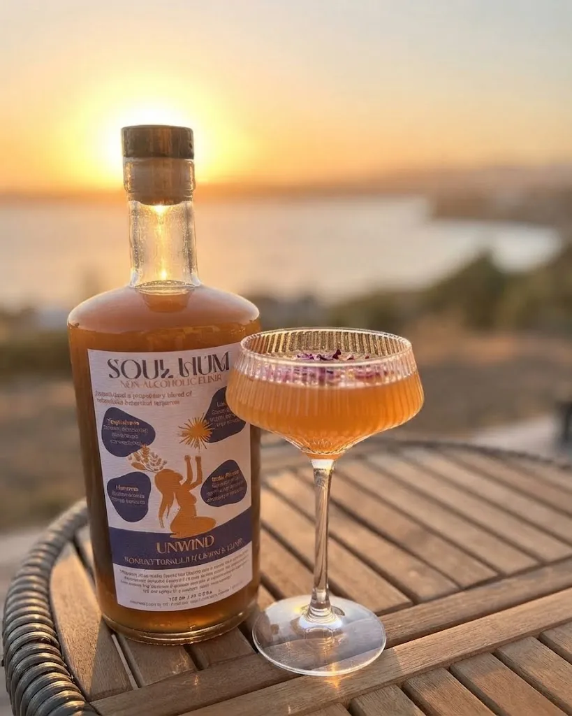 Unwind Elixir: Botanicals, Adaptogens & Plant-Based Rest