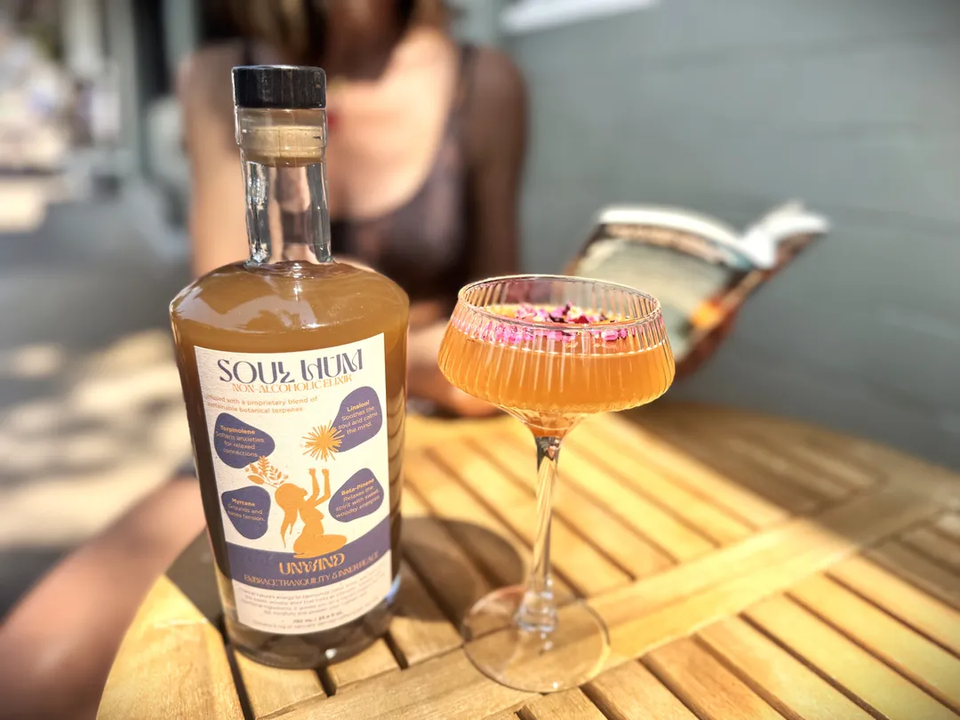 Unwind Elixir: Botanicals, Adaptogens & Plant-Based Rest