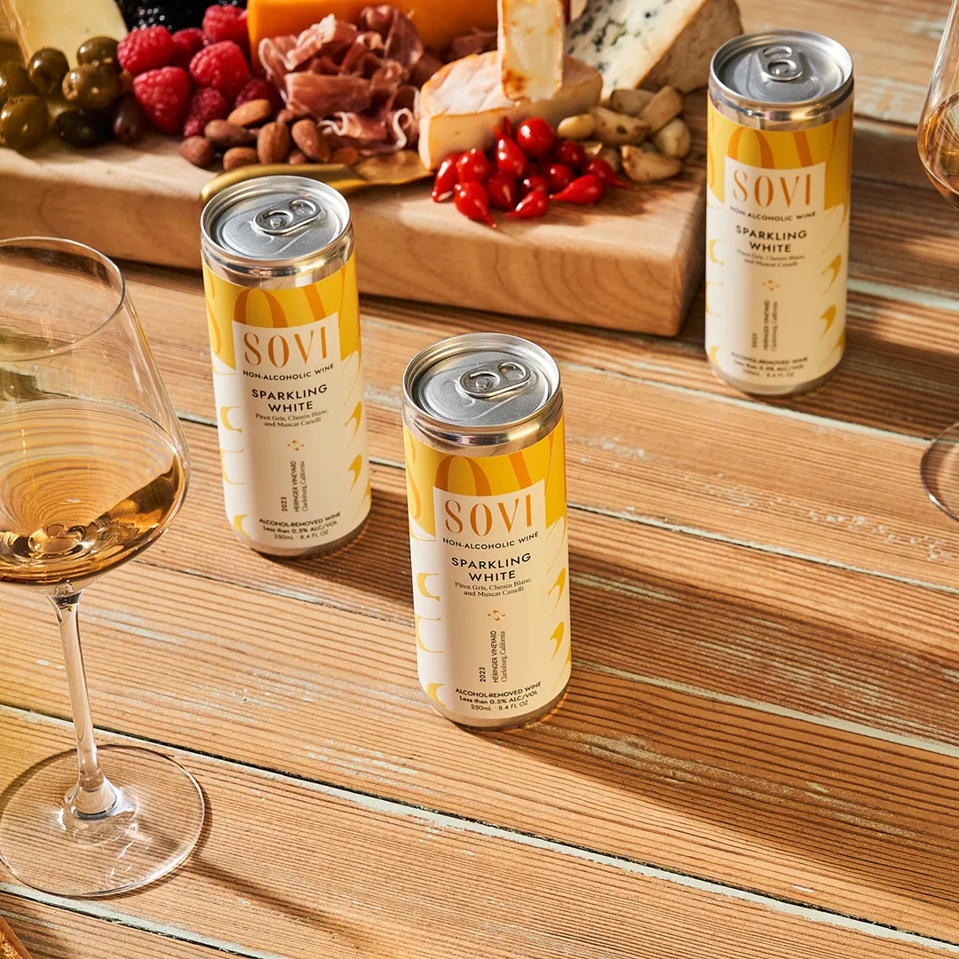 Sovi Sparkling White - Non-Alcoholic Wine - 4-Pack Cans