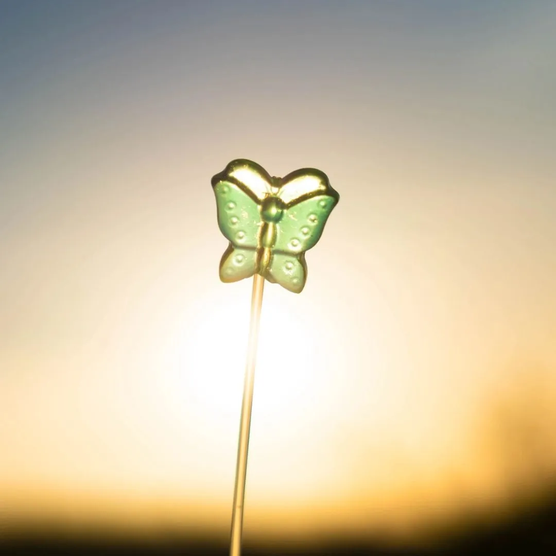 Twinkle Pops Butterfly Long-Stem Lollipops (Red)