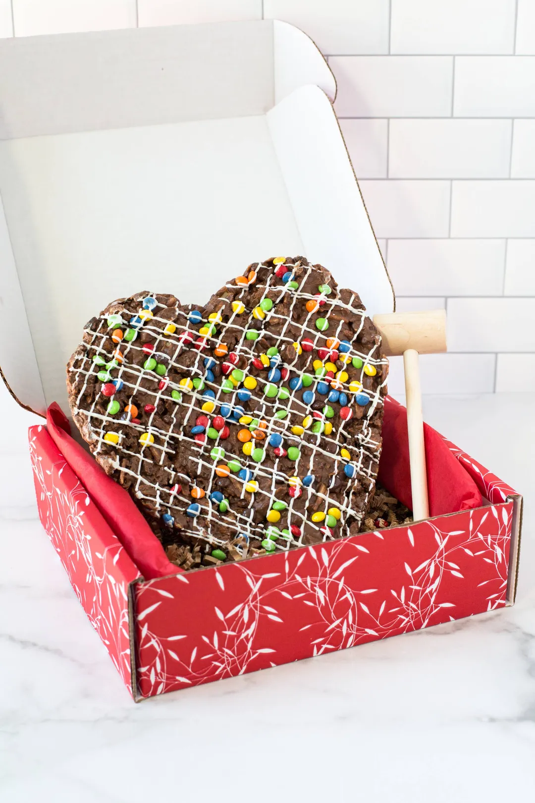 Milk Chocolate Heart Pizza Smash With Mallet