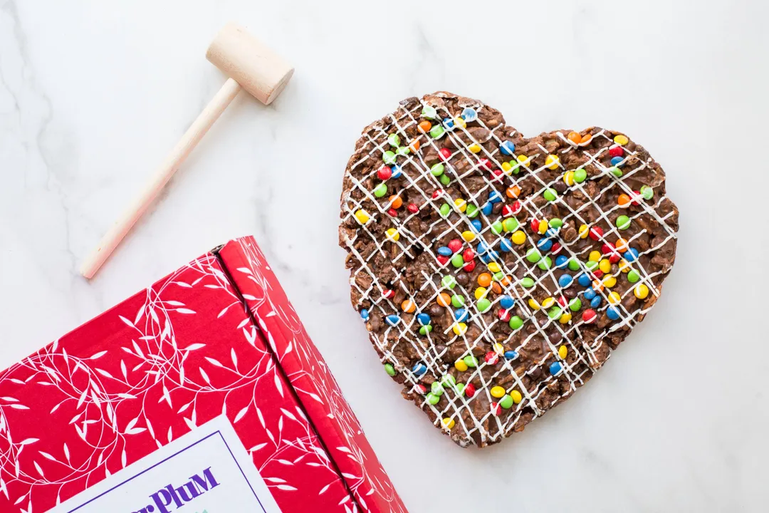 Milk Chocolate Heart Pizza Smash With Mallet