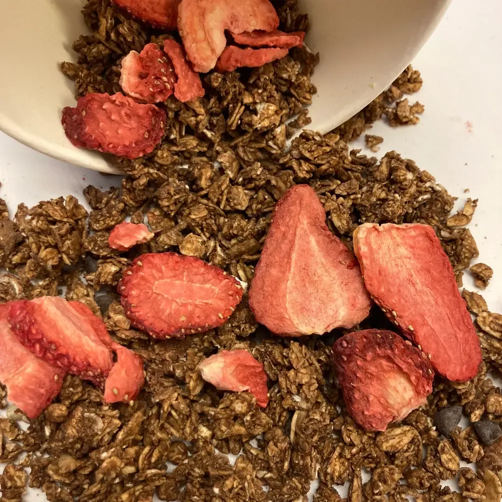 Baked Chocolate Strawberry Oat Cup