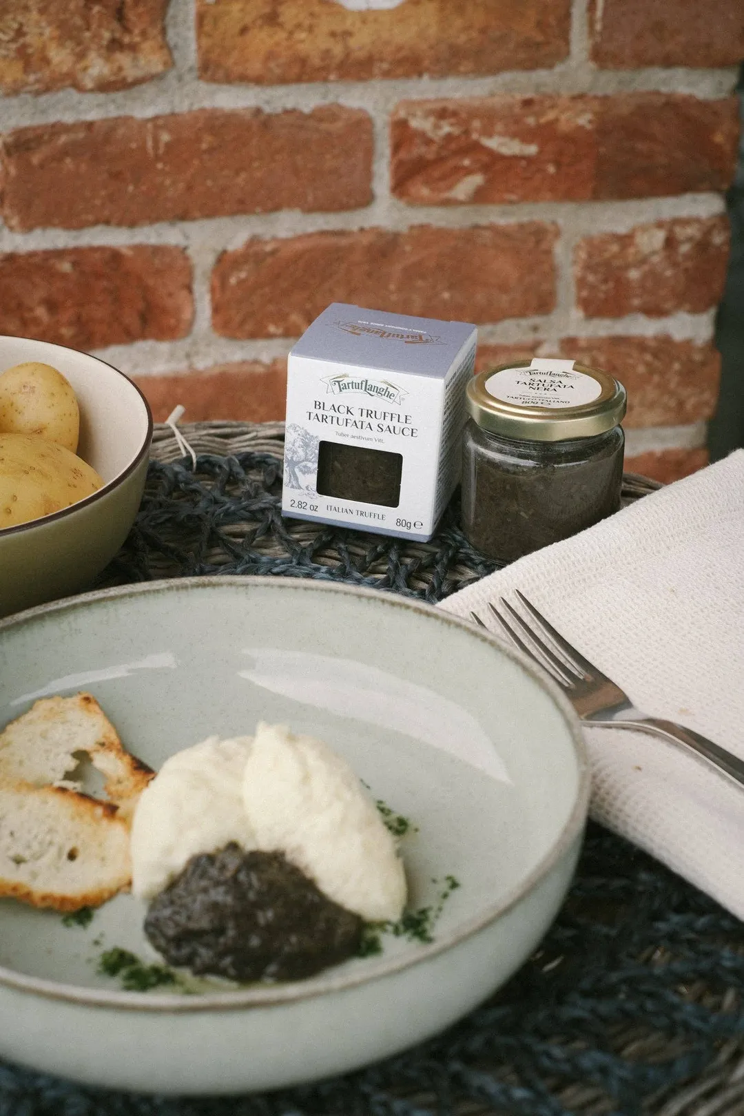 Italian Black Truffle Tartufata Sauce – 5% Truffle, 2.82 oz