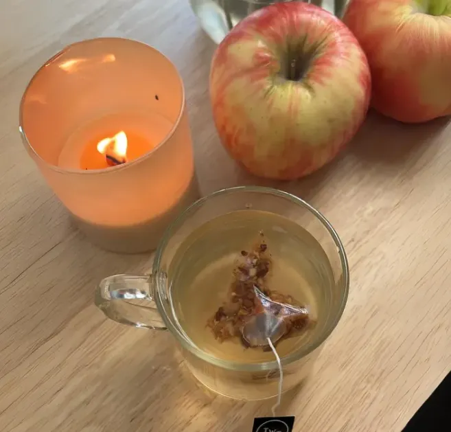 Apple Cinnamon Herbal Tea Pouch (90 Tea bags) food service
