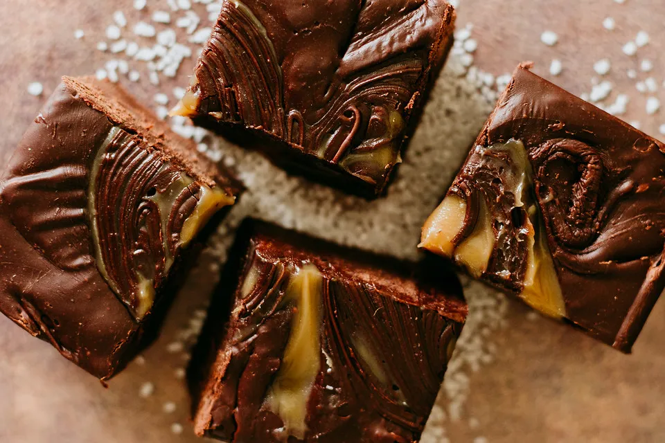 Dark Chocolate Sea Salt Caramel Fudge 8oz