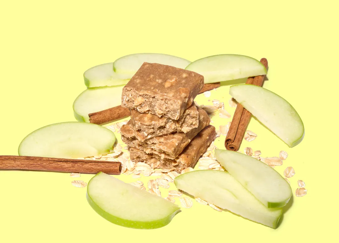 Apple, Cinnamon & Maple Oat Bar