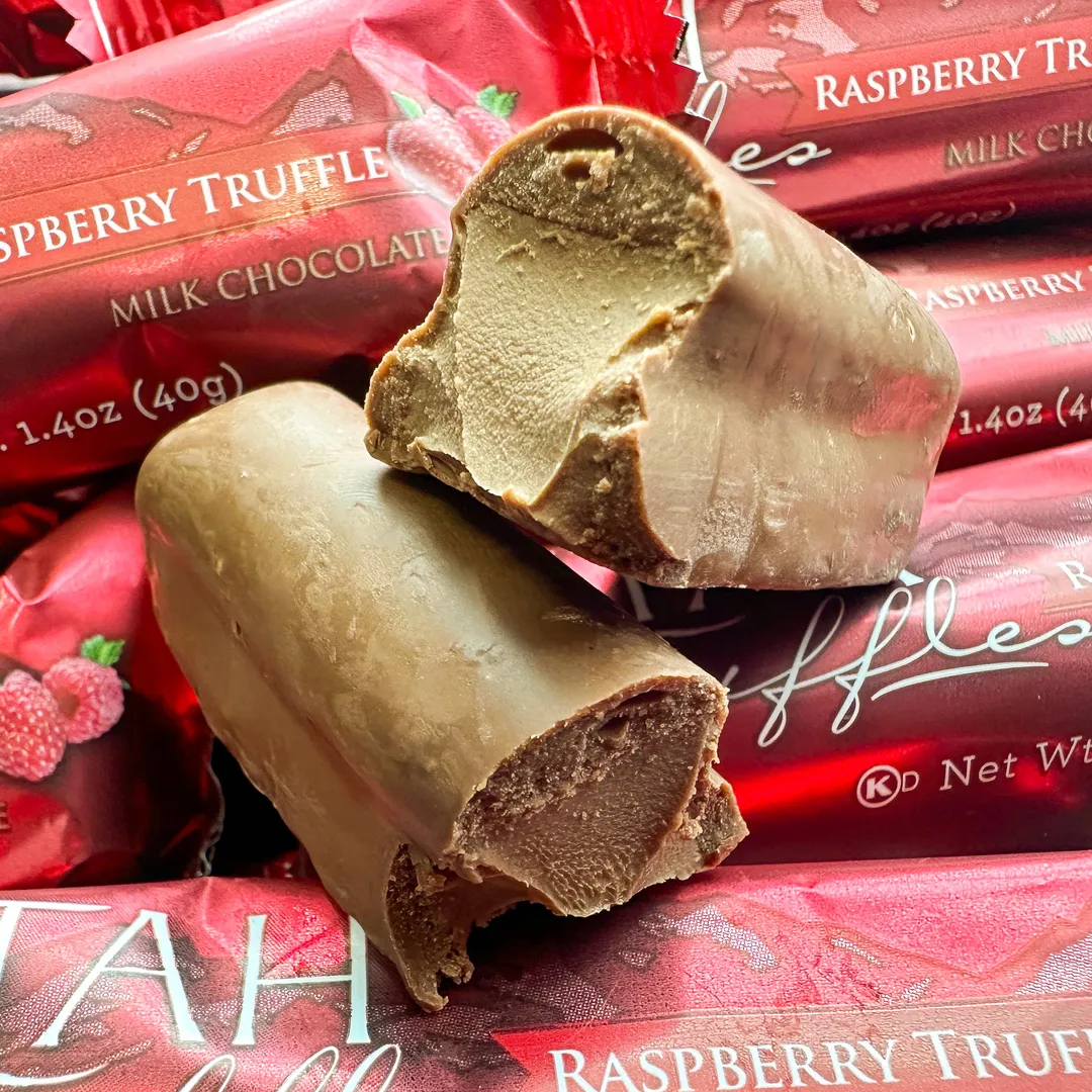Utah Truffles | Milk Chocolate Truffle Bars | Raspberry variant