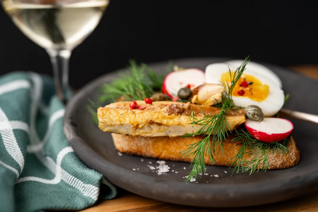 Mackerel Fillets with Thyme and Lemon