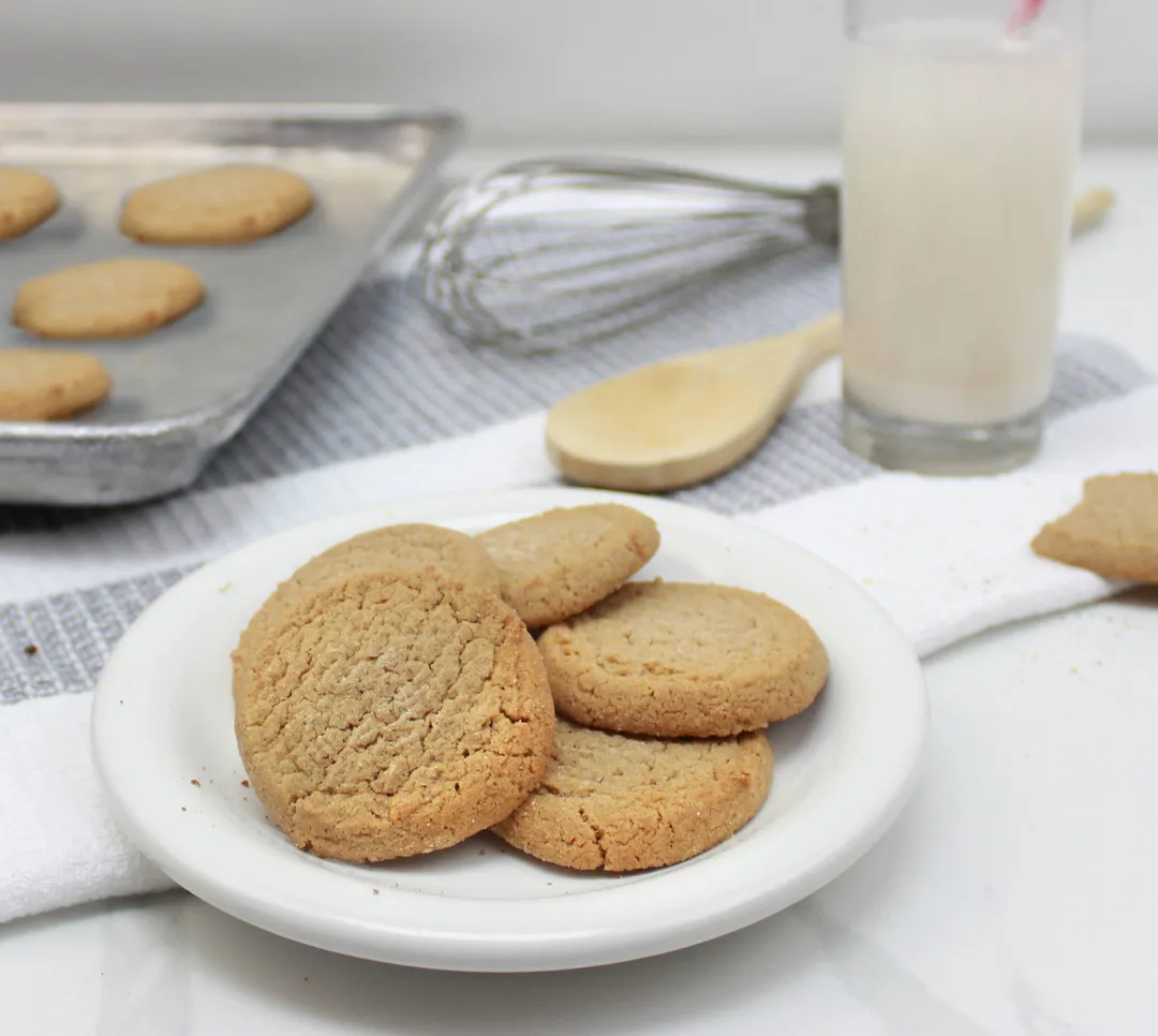 Thin Crispy Cookies: Choc Chip, Cinnamon Sugar, Choc Brownie
