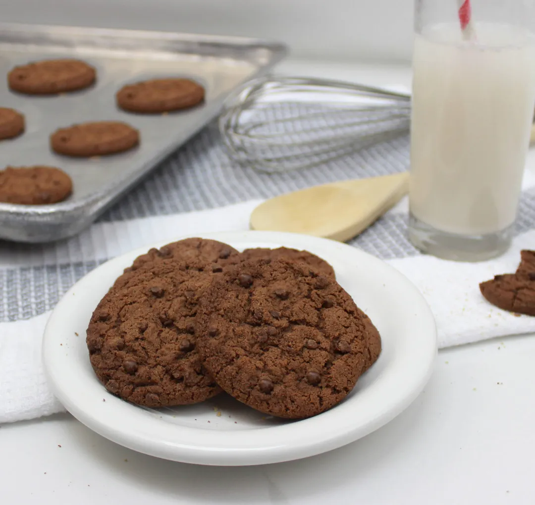 Thin Crispy Cookies: Choc Chip, Cinnamon Sugar, Choc Brownie