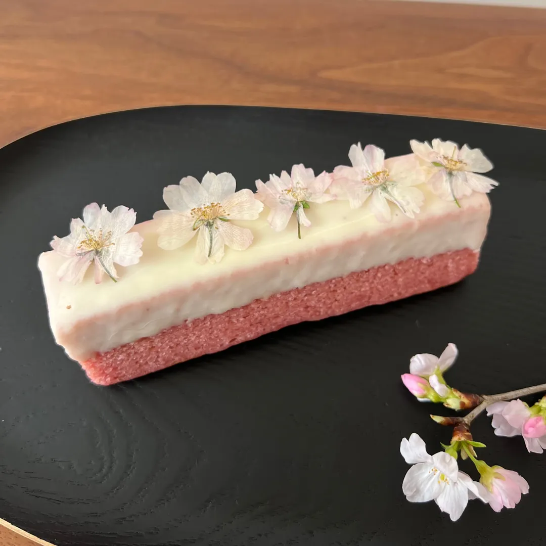 Dried Edible Sakura Blossoms (50 Blossoms), 0.049oz