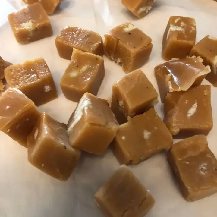 Old Fashioned, Gourmet Cookies N' Cream Caramels 50 Count Bag