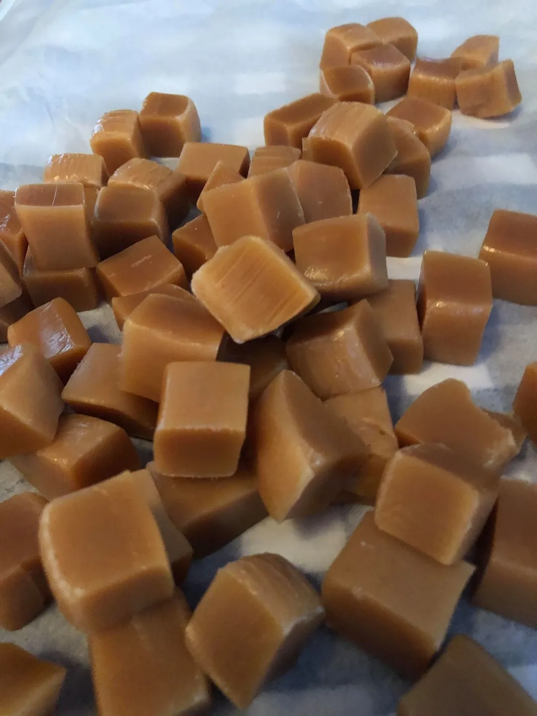 Old Fashioned, Gourmet Milk Chocolate With Sea Salt Caramels 12 Count Bag