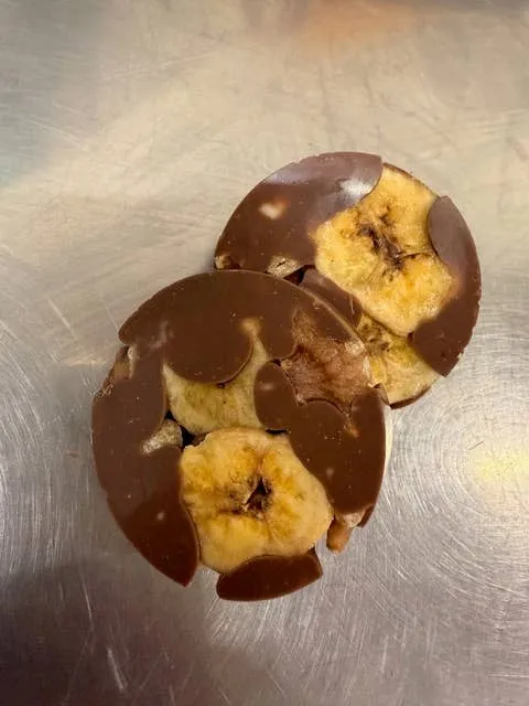 BANANA WALNUT CHOCOLATE BITES